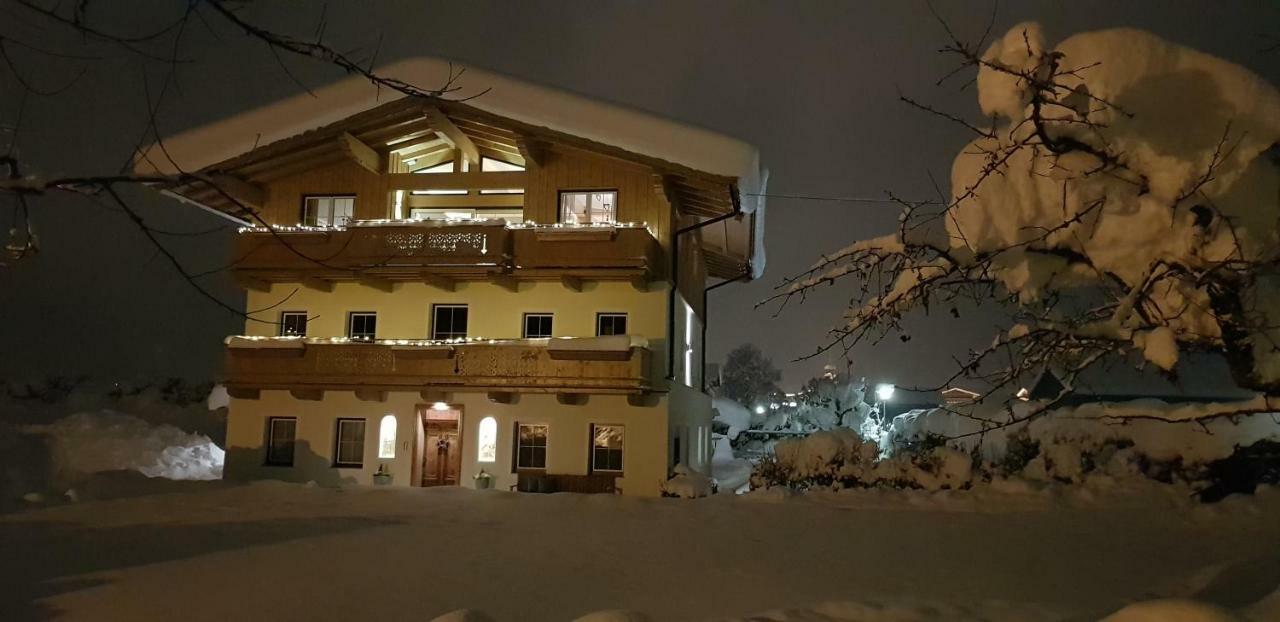 Melanie'S Appartement เวสเทนดอร์ฟ ภายนอก รูปภาพ